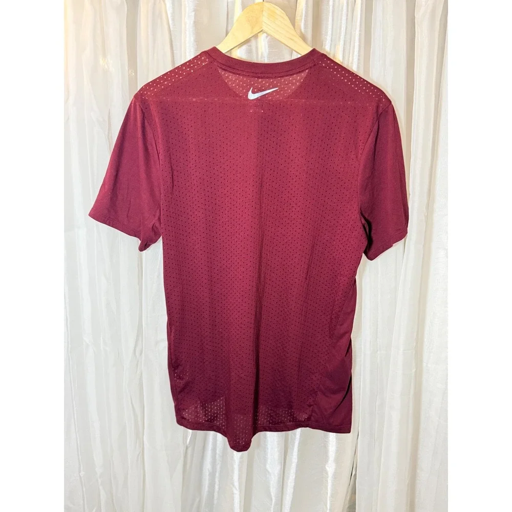 Nike Running Shirt Mens L Burgundy Dri-FIT Mesh Back Reflective Short Sleeve